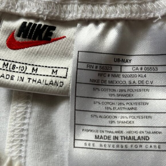 Women's Nike tennis skirt and shorts (2 pieces) White - Picture 7 of 7